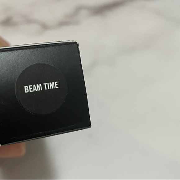 BRAND NEW MAC Dazzle Shadow Liquid - Picture 4 of 5